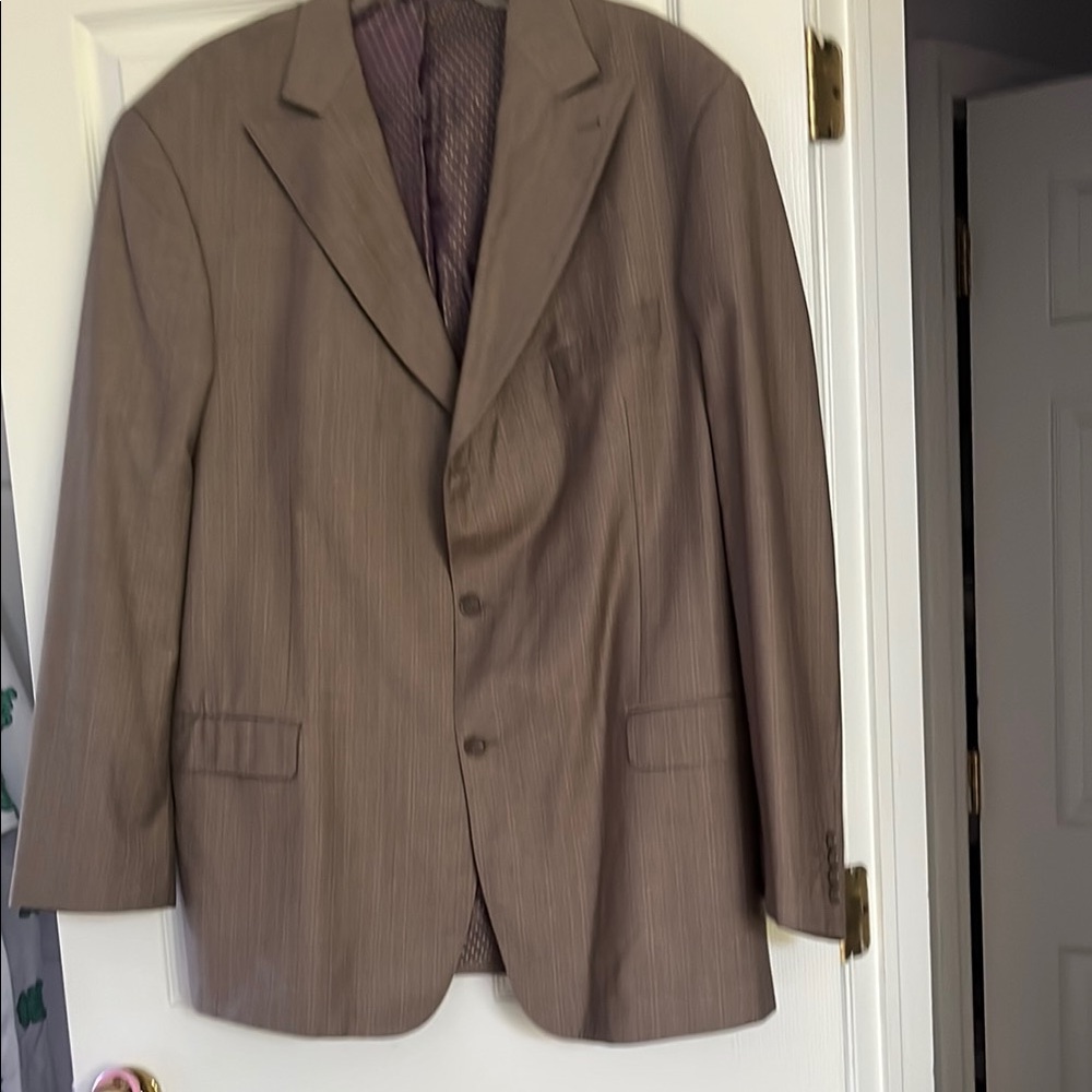 Sharp looking men’s suit